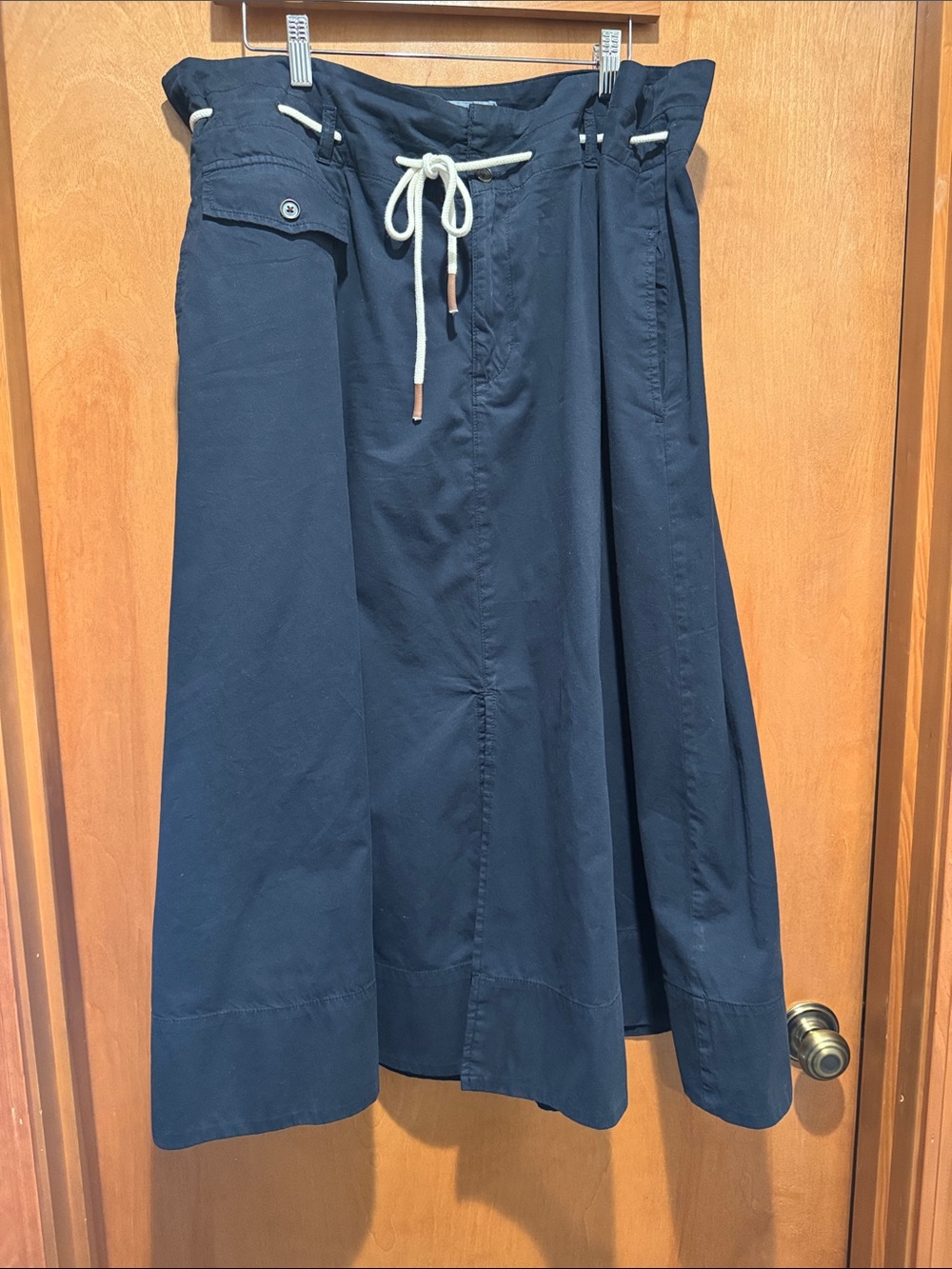 Banana Republic Navy A-Line Paper Bag/Drawstring Skirt. Size L.